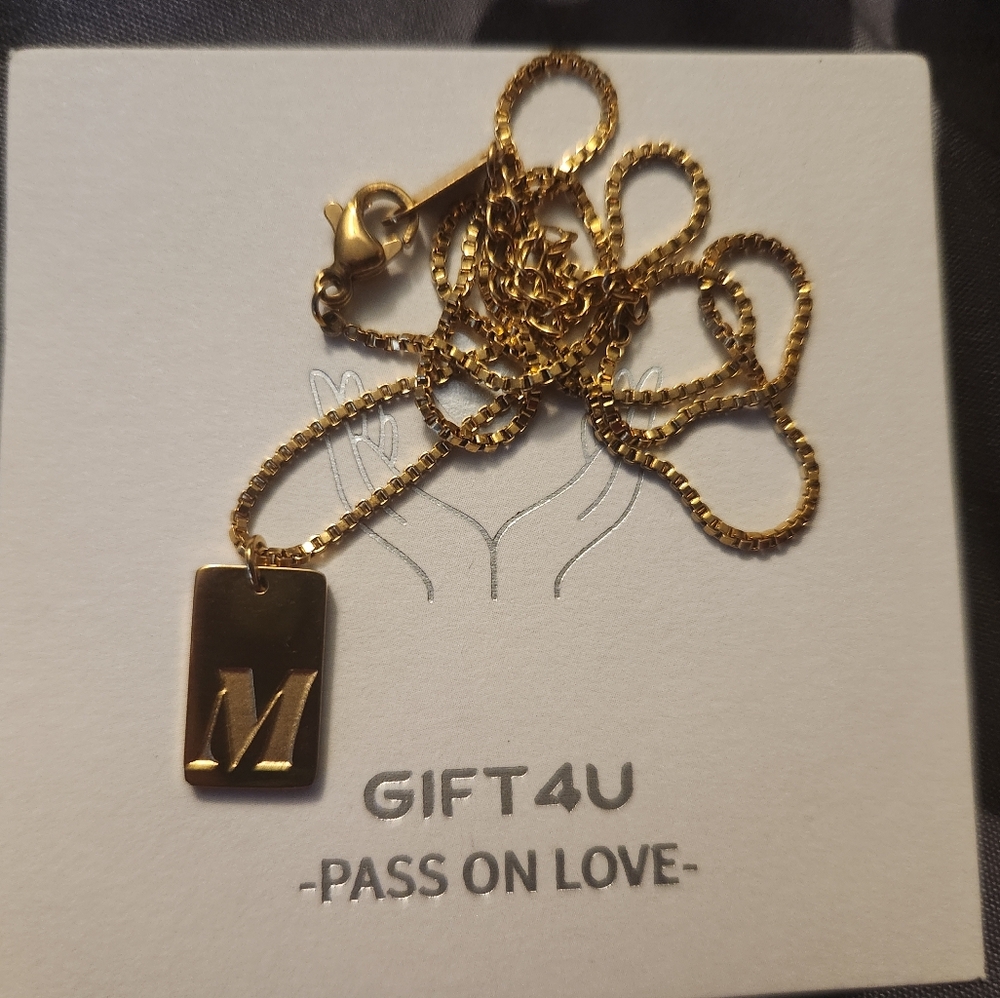 Gold Initial 'M' Pendant Necklace